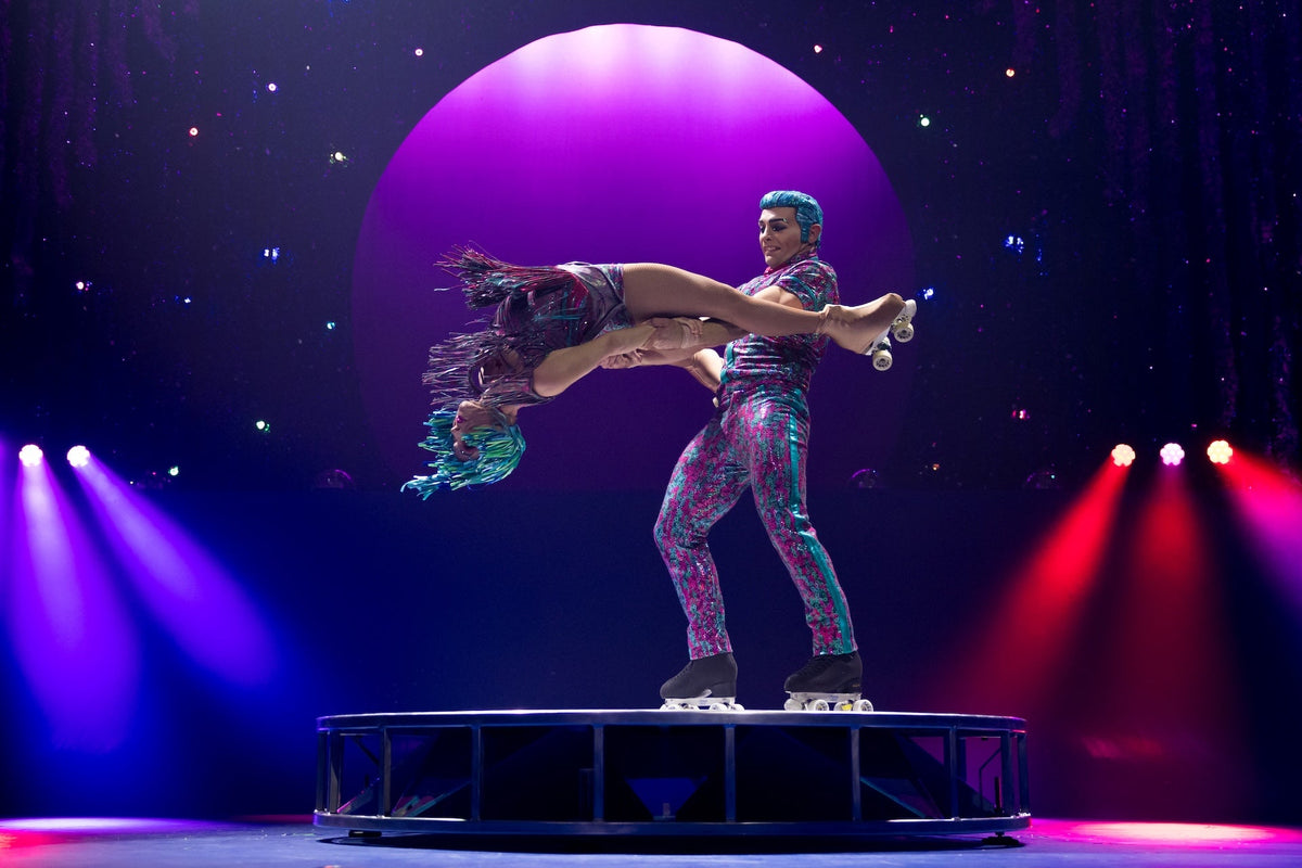 Cirque du Soleil kerstshow arrangement - afbeelding 3